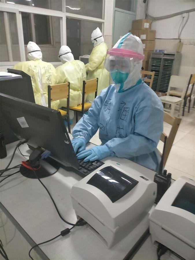 （一線抗疫群英譜&middot;圖文互動）（2）5名&ldquo;90后&rdquo;一線醫(yī)護人員的戰(zhàn)&ldquo;疫&rdquo;