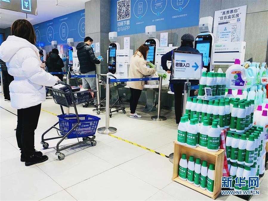 （圖文互動）（2）吃粉擼串，商圈&ldquo;打卡&rdquo;，動車出廠&mdash;&mdash;湖南&ldquo;標簽&rdquo;復蘇記