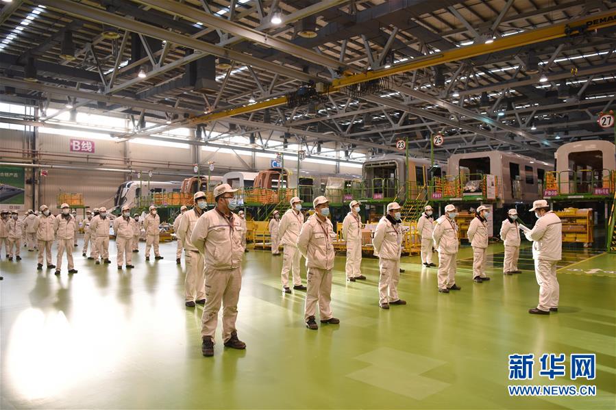 （圖文互動）（7）吃粉擼串，商圈&ldquo;打卡&rdquo;，動車出廠&mdash;&mdash;湖南&ldquo;標簽&rdquo;復蘇記