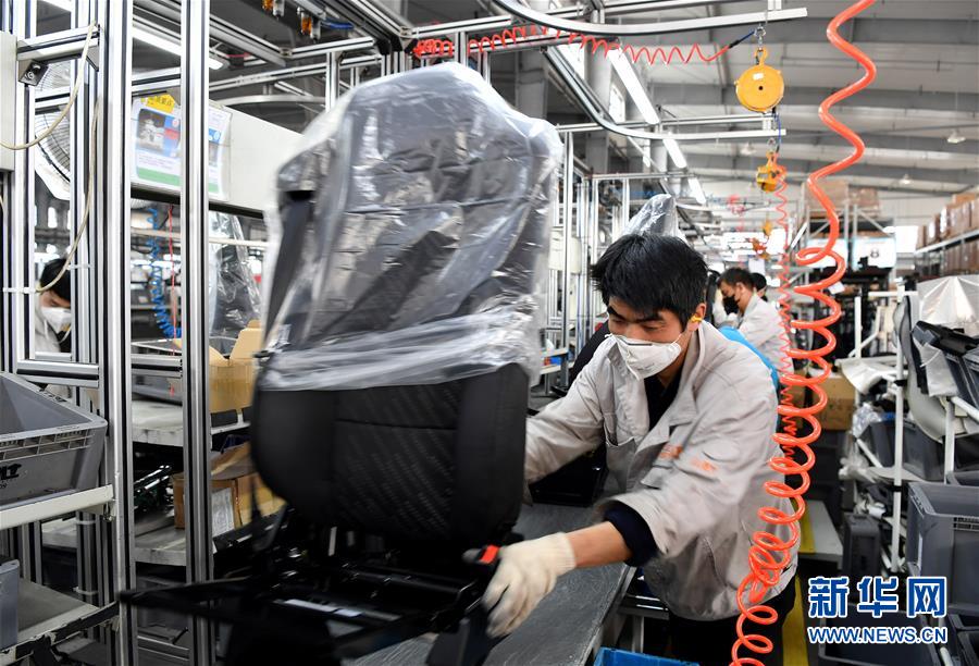 （圖文互動）（7）&ldquo;春天到了，熟悉的生活正在慢慢回來&rdquo;&mdash;&mdash;陜西多地復產(chǎn)復工一線見聞