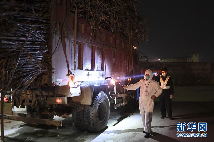 （圖文互動(dòng)）（7）&ldquo;早一天復(fù)工，損失就少一點(diǎn)&rdquo;&mdash;&mdash;廣西以精準(zhǔn)防控推動(dòng)復(fù)工復(fù)產(chǎn)一線見(jiàn)聞