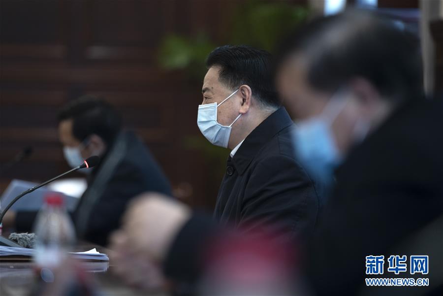 （聚焦疫情防控&middot;圖文互動）（4）急防控所急，沖鋒勇向前&mdash;&mdash;華中科技大學以科研攻關(guān)推動疫情防控救治觀察