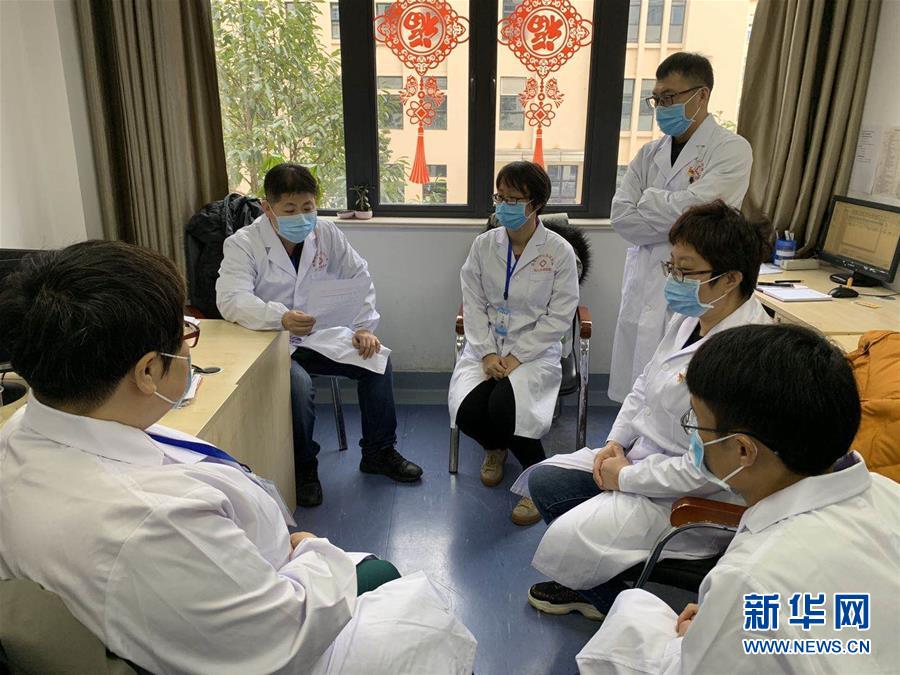 （聚焦疫情防控&middot;對口支援19省份在奮戰(zhàn)&middot;圖文互動）（2）跨越3000里的&ldquo;天使組合&rdquo;&mdash;&mdash;天津?qū)谥г魇┲菘箵粢咔榧o實