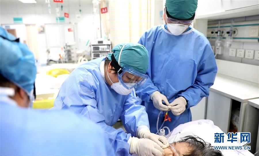 (一線抗疫群英譜·圖文互動)(3)當好首都抗疫“守門人”——解放軍總醫(yī)院第一醫(yī)學(xué)中心急診科抗疫記事