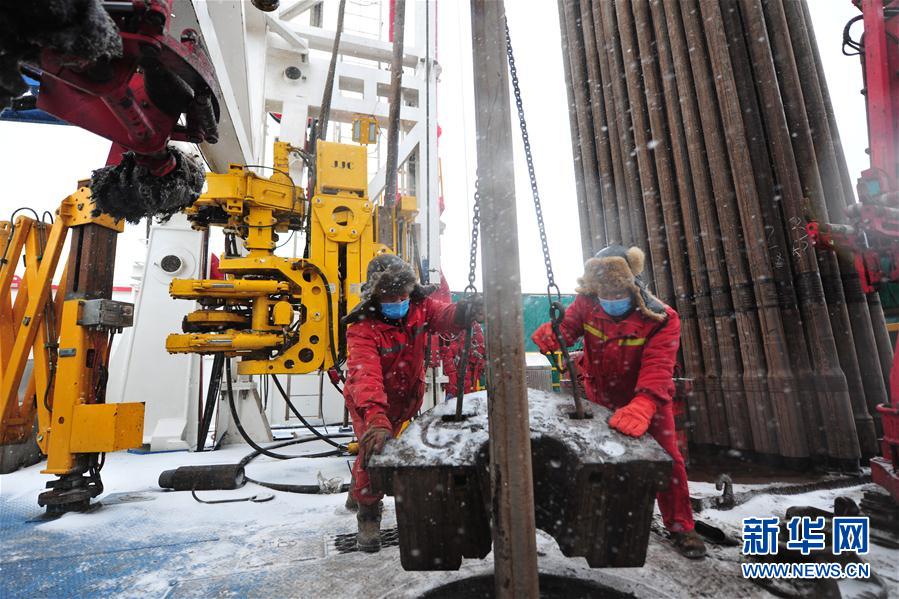 （圖文互動）（2）大慶油田：一手抓防疫，一手抓生產(chǎn)