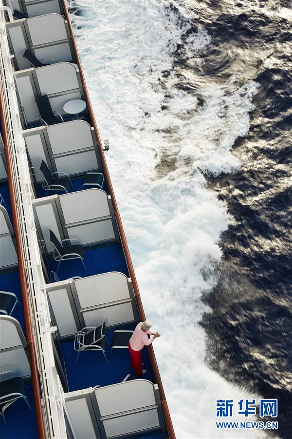 （國(guó)際&middot;圖文互動(dòng)）（3）發(fā)生新冠疫情的&ldquo;至尊公主&rdquo;號(hào)郵輪將?？颗f金山灣區(qū)