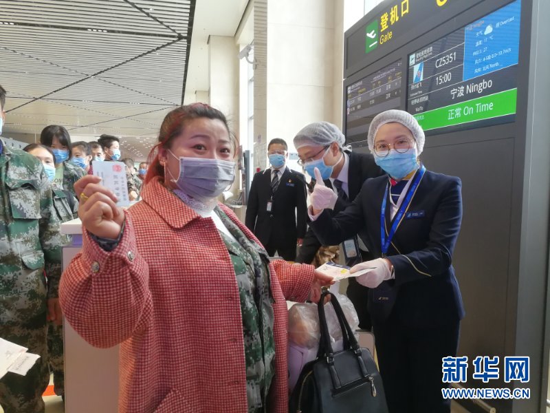 （新華全媒頭條&middot;圖文互動(dòng)）（6）暢通復(fù)工復(fù)產(chǎn)&ldquo;生命線&rdquo;&mdash;&mdash;全國恢復(fù)正常交通運(yùn)輸秩序