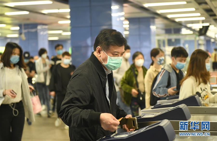 （新華全媒頭條&middot;圖文互動(dòng)）（12）暢通復(fù)工復(fù)產(chǎn)&ldquo;生命線&rdquo;&mdash;&mdash;全國恢復(fù)正常交通運(yùn)輸秩序