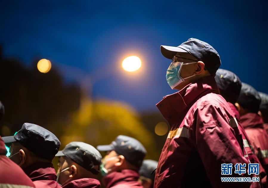 （新華全媒頭條&middot;圖文互動）（12）最美逆行者，武漢永遠(yuǎn)記得你！&mdash;&mdash;首批援鄂醫(yī)療隊返程紀(jì)實
