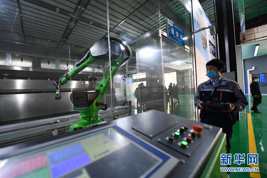 （聚焦復(fù)工復(fù)產(chǎn)&middot;圖文互動(dòng)）（2）記者手記：戰(zhàn)&ldquo;疫&rdquo;中增長(zhǎng)，這些企業(yè)做對(duì)了什么？