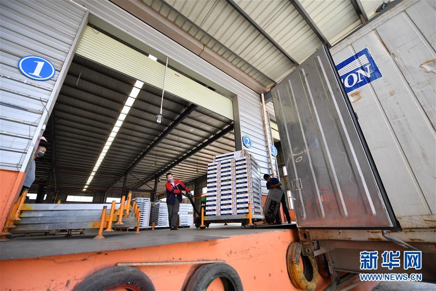 （聚焦復(fù)工復(fù)產(chǎn)&middot;圖文互動(dòng)）（4）記者手記：戰(zhàn)&ldquo;疫&rdquo;中增長(zhǎng)，這些企業(yè)做對(duì)了什么？