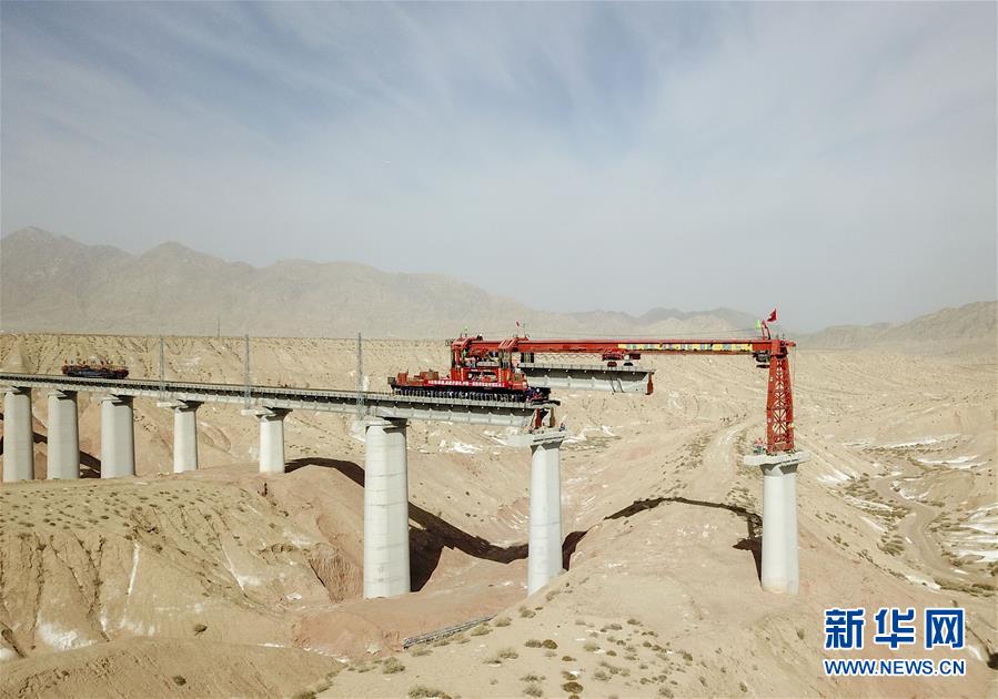 （中國(guó)經(jīng)濟(jì)新觀(guān)察&middot;圖文互動(dòng)）（2）重大投資項(xiàng)目開(kāi)復(fù)工提速 吹響中國(guó)經(jīng)濟(jì)復(fù)蘇&ldquo;沖鋒號(hào)&rdquo;