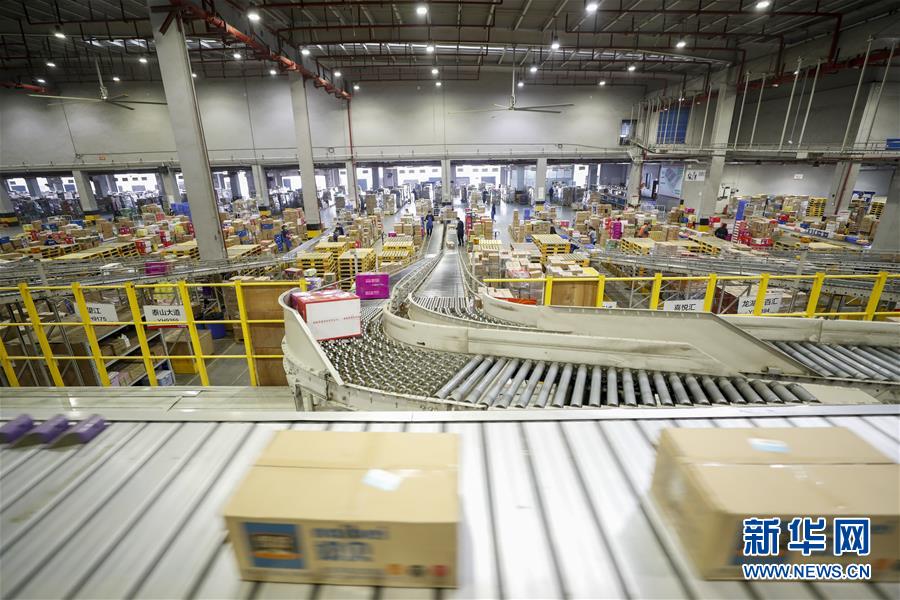 （中國(guó)經(jīng)濟(jì)新觀(guān)察&middot;圖文互動(dòng)）（7）重大投資項(xiàng)目開(kāi)復(fù)工提速 吹響中國(guó)經(jīng)濟(jì)復(fù)蘇&ldquo;沖鋒號(hào)&rdquo;