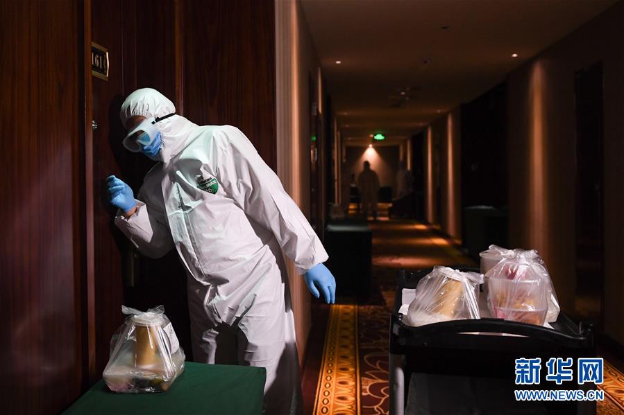 （聚焦疫情防控&middot;圖文互動）（9）&ldquo;感謝你們，讓我感到很踏實！&rdquo;&mdash;&mdash;北京入境人員轉(zhuǎn)運及隔離點見聞