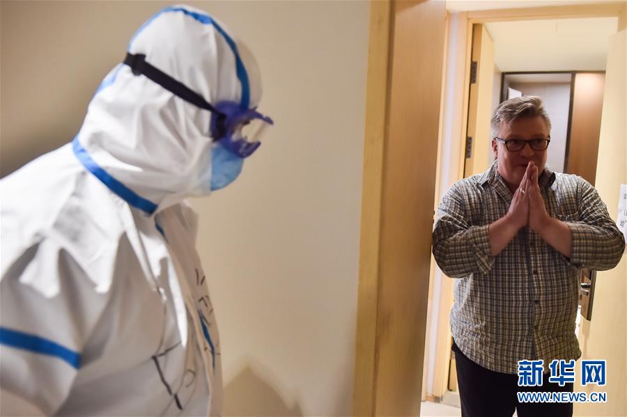 （聚焦疫情防控&middot;圖文互動）（1）&ldquo;感謝你們，讓我感到很踏實！&rdquo;&mdash;&mdash;北京入境人員轉(zhuǎn)運及隔離點見聞