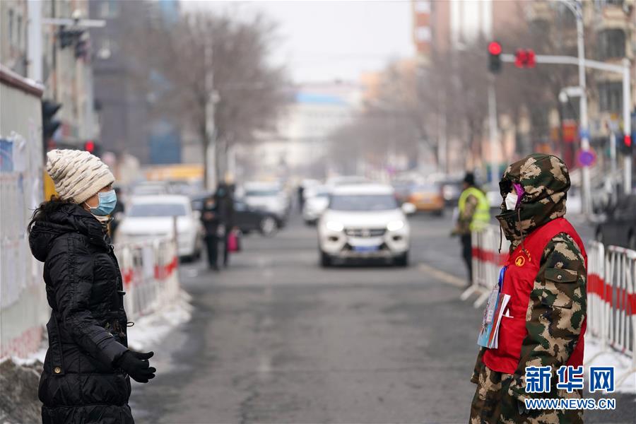 （習(xí)近平致敬的戰(zhàn)&ldquo;疫&rdquo;英雄&middot;志愿者篇&middot;圖文互動(dòng)）（12）他們，微光成炬照征程