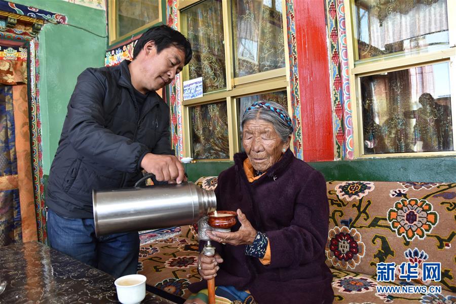 （圖文互動(dòng)）（4）堅(jiān)守與新生&mdash;&mdash;西藏農(nóng)奴制社會(huì)經(jīng)歷者說