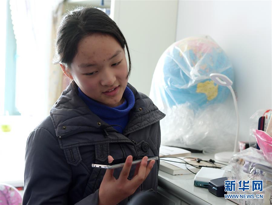 （新華全媒頭條&middot;習近平致敬的戰(zhàn)&ldquo;疫&rdquo;英雄&middot;武漢人民篇&middot;圖文互動）（1）壯哉，大武漢&mdash;&mdash;獻給英雄的武漢人民