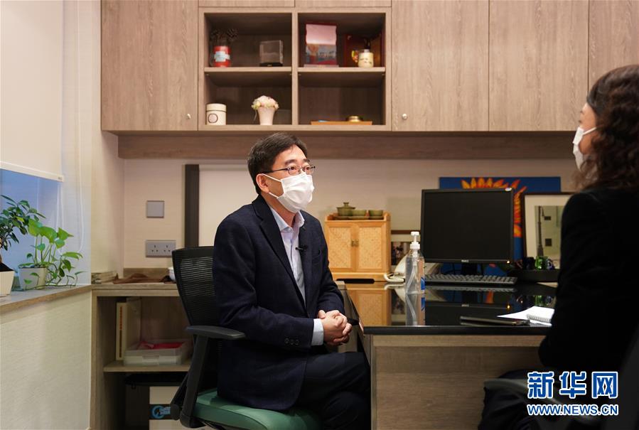 （香港故事&middot;圖文互動）（1）從&ldquo;非典&rdquo;到新冠，一位香港醫(yī)生親歷的兩次抗疫