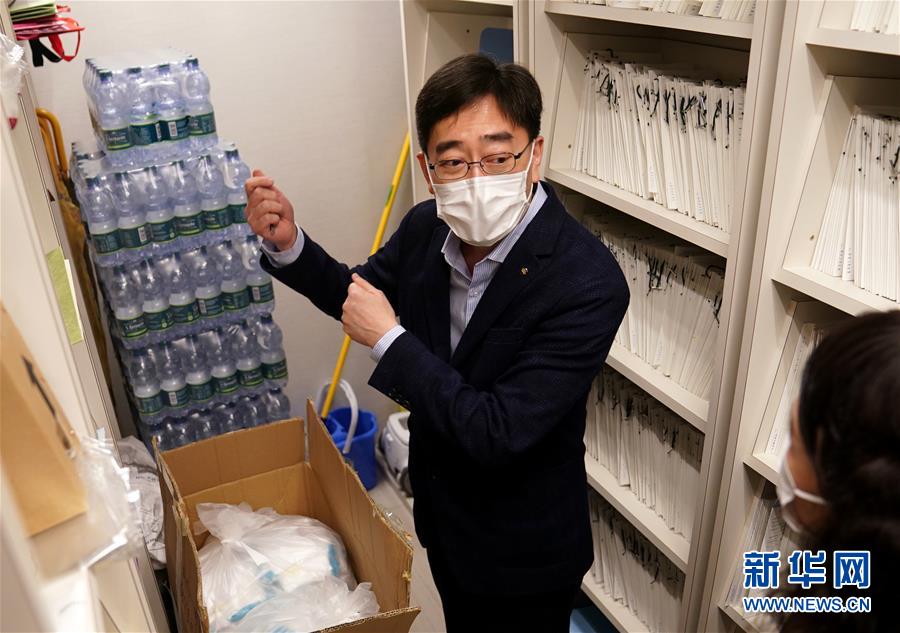 （香港故事&middot;圖文互動）（3）從&ldquo;非典&rdquo;到新冠，一位香港醫(yī)生親歷的兩次抗疫