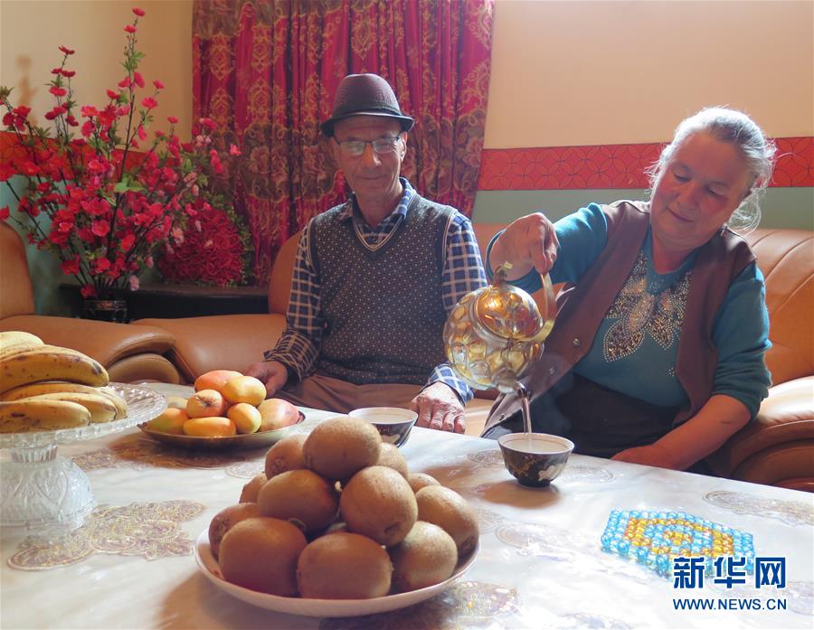 （新華全媒頭條&middot;圖文互動）（12）春天里的5個&ldquo;戰(zhàn)貧&rdquo;瞬間&mdash;&mdash;習近平總書記關(guān)于脫貧攻堅決策部署指引攻克最后的深貧堡壘