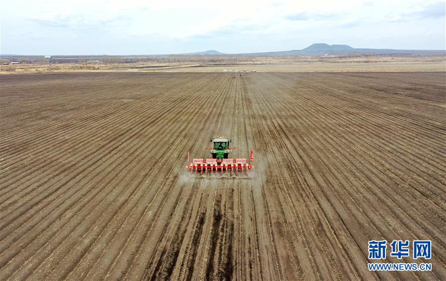 （新華全媒頭條&middot;圖文互動(dòng)）（2）讓中國飯碗端得更牢&mdash;&mdash;&ldquo;中華糧倉&rdquo;春耕剪影