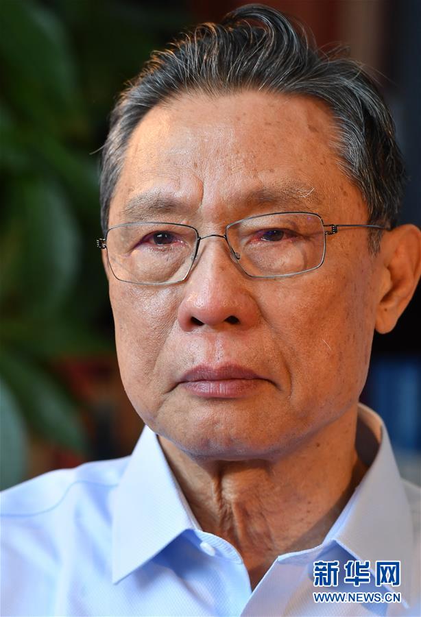 （新華全媒頭條&middot;圖文互動）（3）鐘華論：在民族復(fù)興的歷史豐碑上&mdash;&mdash;2020中國抗疫記