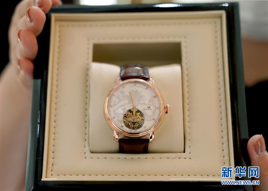 （新華全媒頭條&middot;圖文互動）（4）&ldquo;風&rdquo;起&ldquo;云&rdquo;涌 中國品牌在全球戰(zhàn)&ldquo;疫&rdquo;中崛起