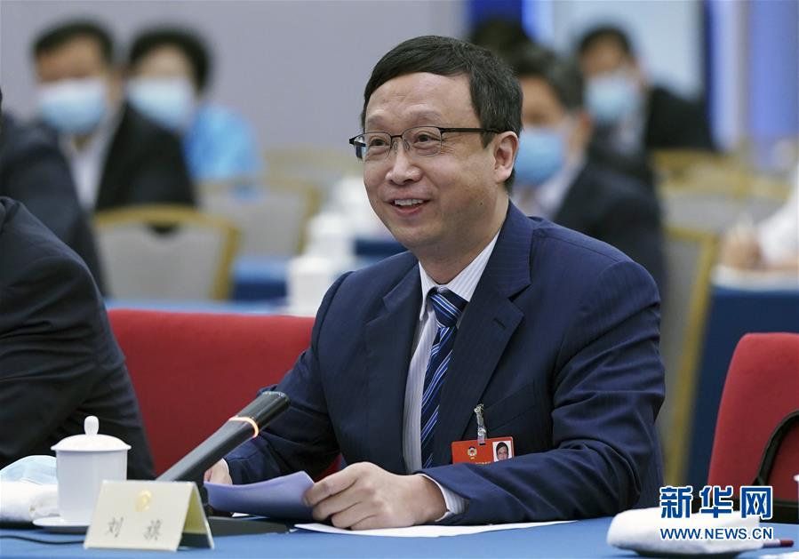 （新華全媒頭條&middot;圖文互動(dòng)）（4）從人民中汲取磅礴力量&mdash;&mdash;習(xí)近平總書記同出席2020年全國兩會(huì)人大代表、政協(xié)委員共商國是紀(jì)實(shí)