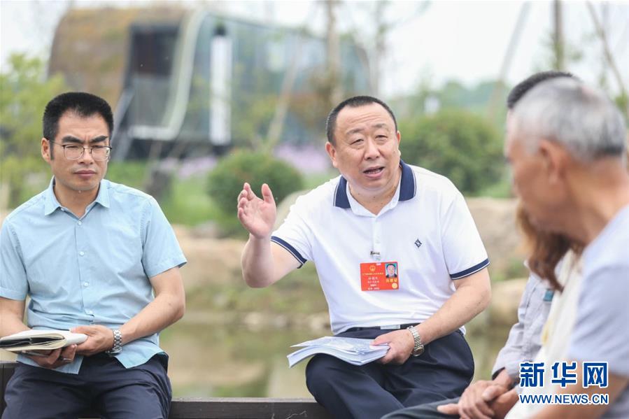 （新華全媒頭條&middot;兩會精神看落實&middot;圖文互動）（2）整體謀劃、系統(tǒng)升級、全面提升&mdash;&mdash;落實全國兩會精神織牢織密公共衛(wèi)生防護網(wǎng)