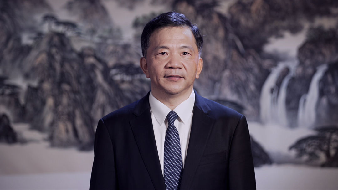 中宣部副部長(zhǎng)  中央廣播電視總臺(tái)臺(tái)長(zhǎng)、總編輯   慎海雄