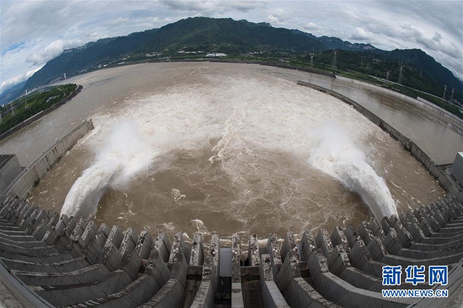 （新華全媒頭條&middot;圖文互動）（7）把確保人民生命安全放在第一位&mdash;&mdash;聚焦當(dāng)前我國防汛救災(zāi)工作