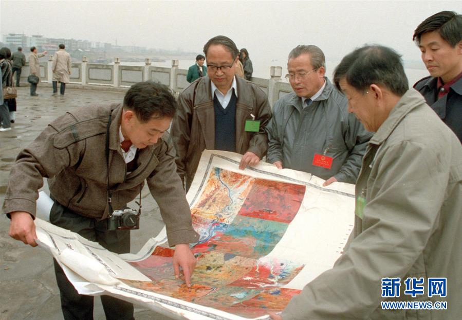 (時政)(3)曹志同志生平照片