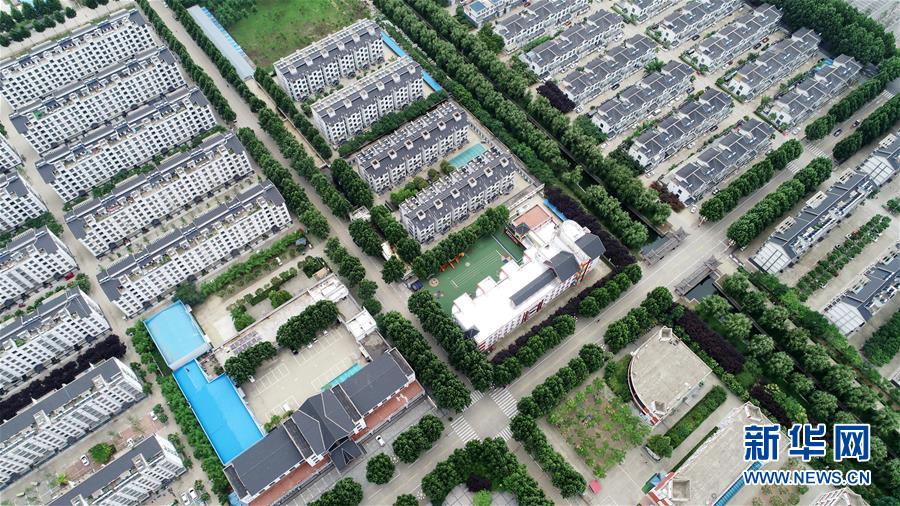 （新華全媒頭條&middot;圖文互動(dòng)）（7）十任&ldquo;支書(shū)&rdquo;一個(gè)夢(mèng)