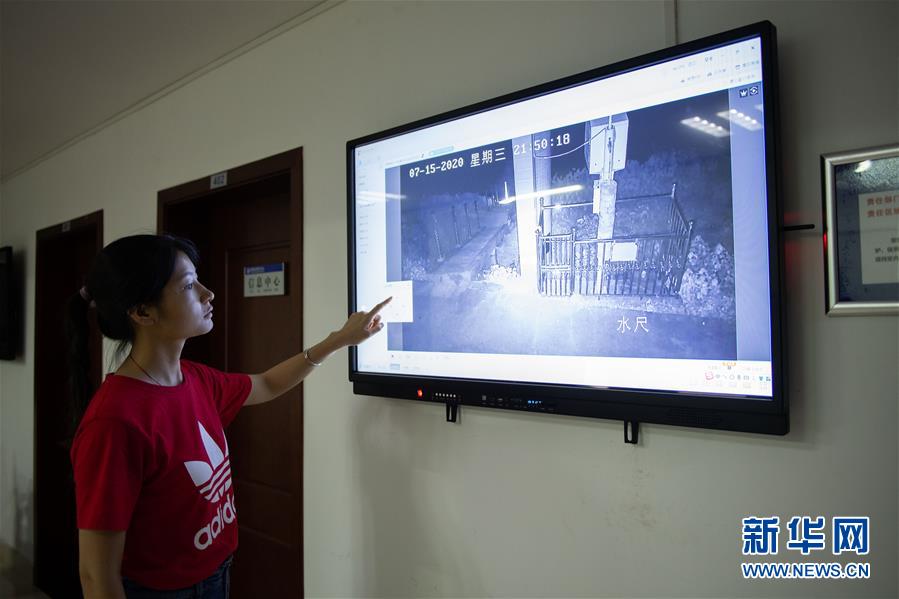 （防汛抗洪&middot;圖文互動(dòng)）（5）在大堤上成長(zhǎng)，為人民守護(hù)&mdash;&mdash;洪水中的青年&ldquo;生力軍&rdquo;