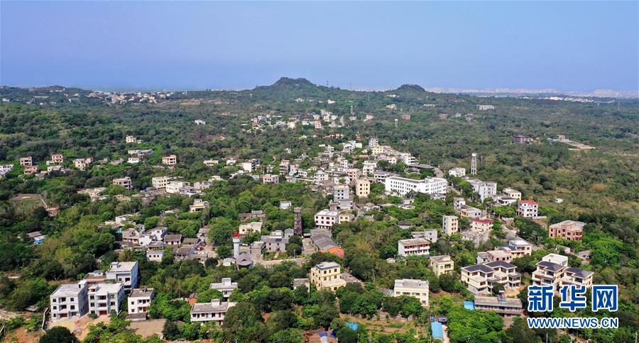 （新華全媒頭條&middot;走向我們的小康生活&middot;圖文互動(dòng)）（1）留住鄉(xiāng)愁留住美&mdash;&mdash;千村競(jìng)秀綴瓊州