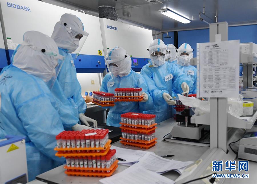 （新華全媒頭條&middot;圖文互動(dòng)）（8）首都再戰(zhàn)&ldquo;疫&rdquo;，難忘40天&mdash;&mdash;寫在北京應(yīng)急響應(yīng)級(jí)別降級(jí)之際 