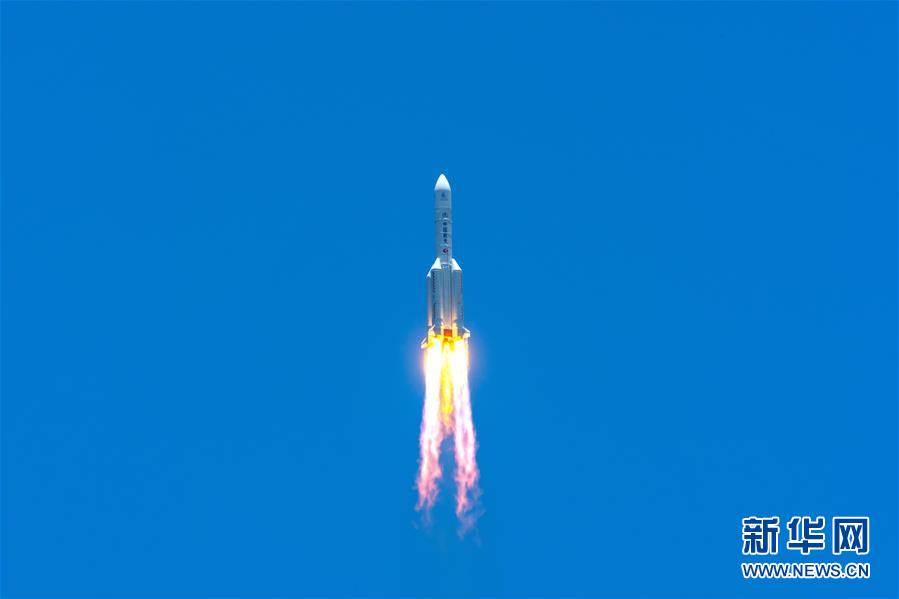 （科技）（4）長征五號(hào)遙四運(yùn)載火箭點(diǎn)火升空  我國首次火星探測任務(wù)開始