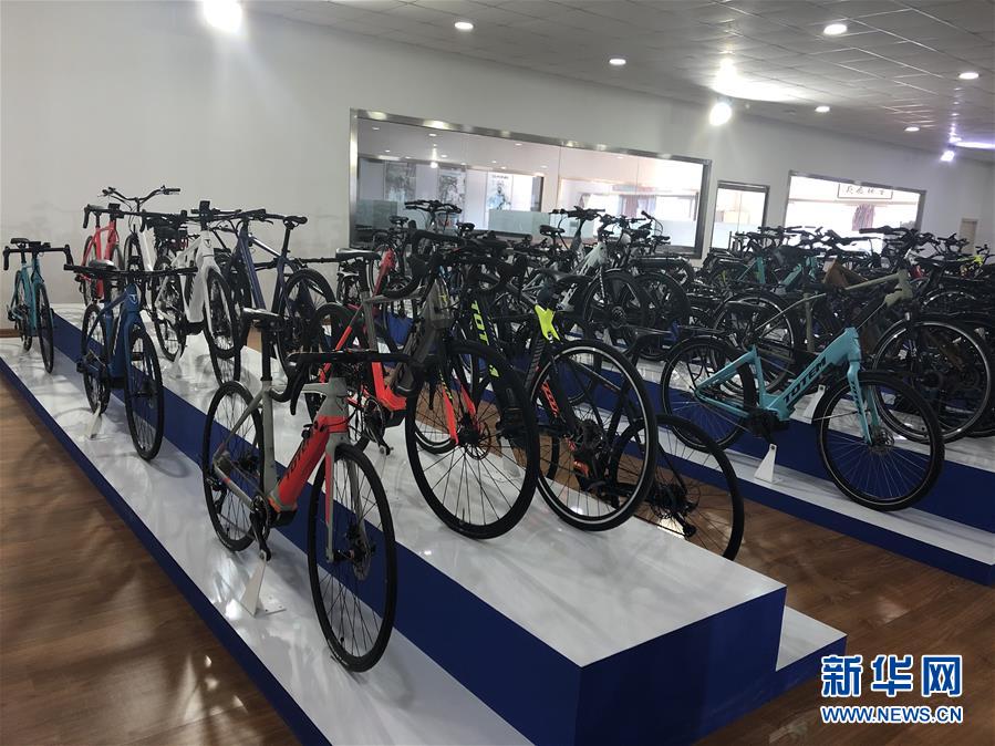 （在習近平新時代中國特色社會主義思想指引下&mdash;&mdash;新時代新作為新篇章&middot;習近平總書記關切事&middot;圖文互動）（11）激發(fā)每個經濟&ldquo;細胞&rdquo;的活力&mdash;&mdash;千方百計把市場主體保護好