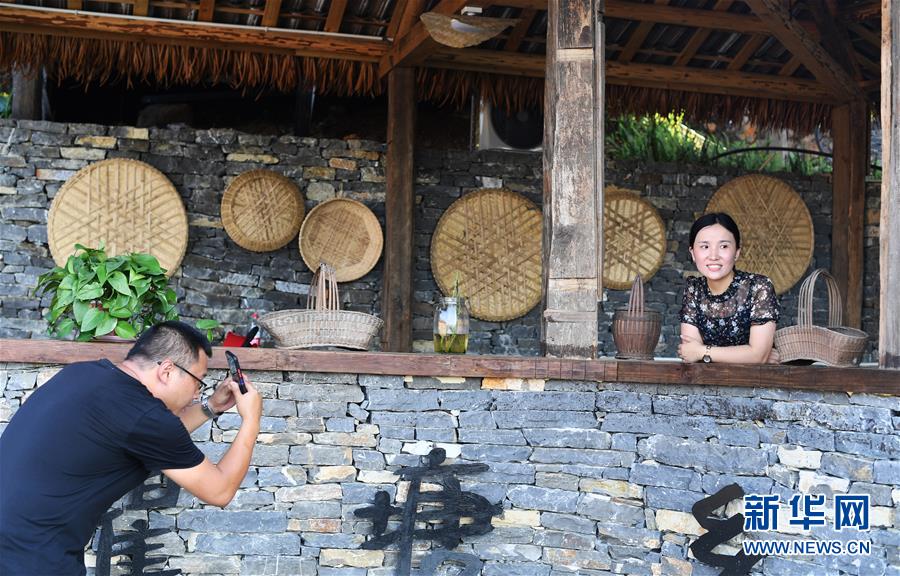 （決戰(zhàn)決勝脫貧攻堅(jiān)&middot;圖文互動(dòng)）（7）&ldquo;三峽第一村&rdquo;脫貧記