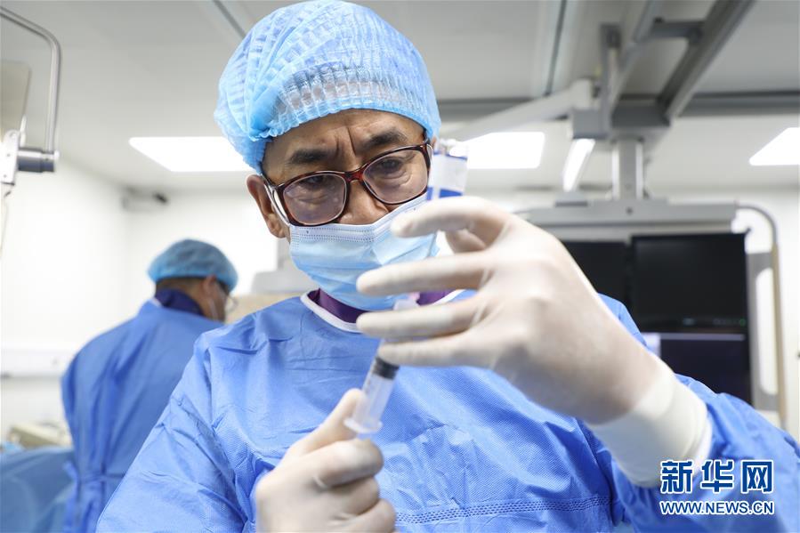 （圖文互動）（3）身披&ldquo;重甲&rdquo;來&ldquo;繡花&rdquo;&mdash;&mdash;醫(yī)院中的&ldquo;鉛衣醫(yī)生&rdquo;