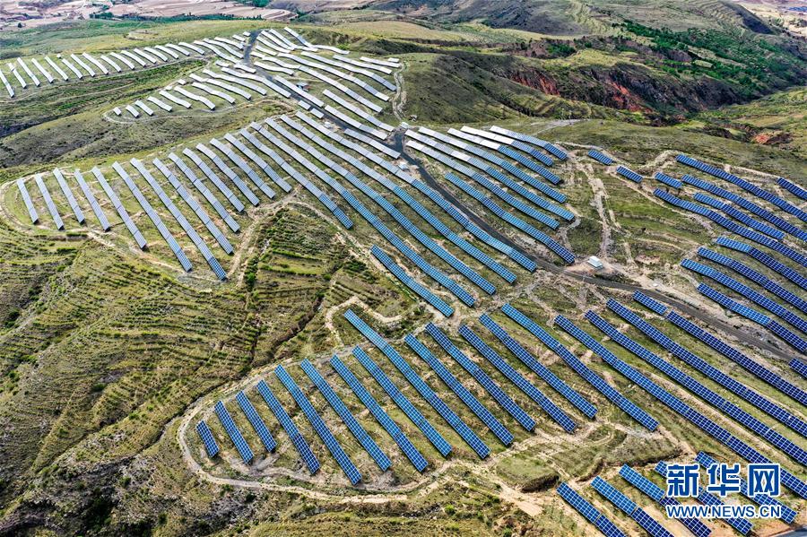 (新華全媒頭條·圖文互動)(3)黃土地上向陽花開——來自山西深度貧困地區(qū)的脫貧故事