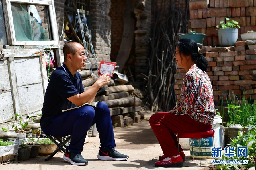 (新華全媒頭條·圖文互動)(6)黃土地上向陽花開——來自山西深度貧困地區(qū)的脫貧故事