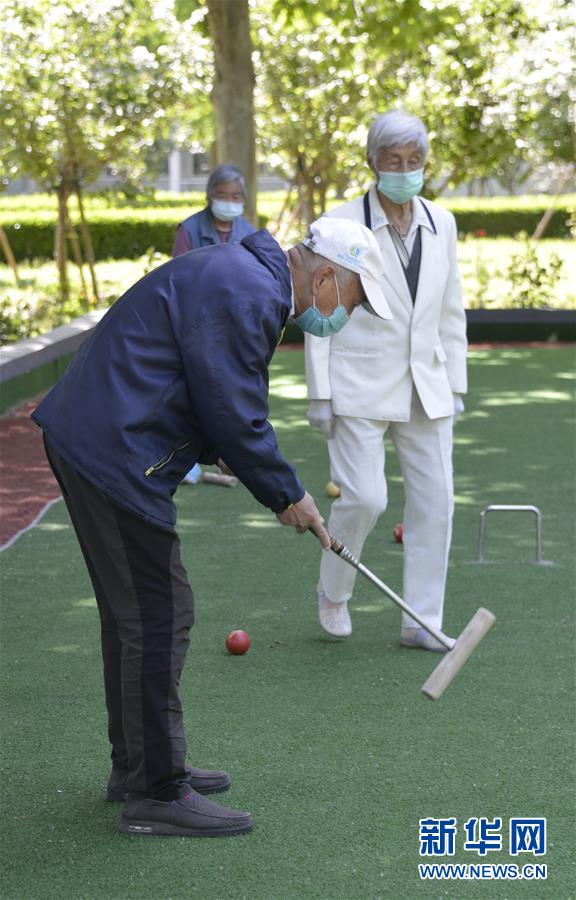 （走向我們的小康生活&middot;圖文互動）（5）北京&ldquo;老有所養(yǎng)&rdquo;的床邊、身邊、周邊事