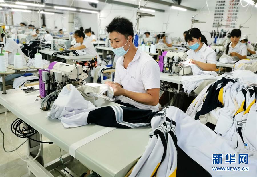 （決戰(zhàn)決勝脫貧攻堅&middot;圖文互動）（6）同飲一江水 攜手&ldquo;斬窮根&rdquo;&mdash;&mdash;深圳對口廣西河池、百色扶貧協(xié)作見聞