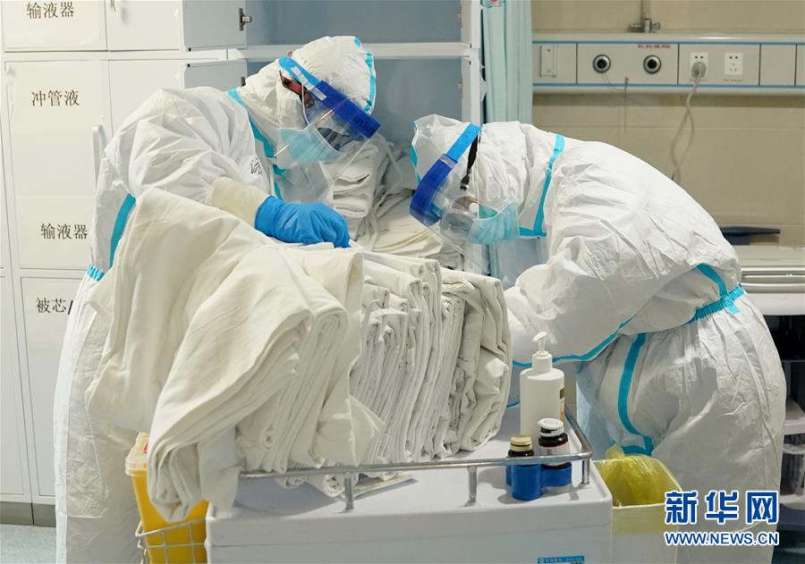 （抗疫一線醫(yī)務(wù)人員英雄群體&middot;圖文互動）（5）同濟醫(yī)院&ldquo;尖刀連&rdquo;：決戰(zhàn)在&ldquo;新冠重癥高地&rdquo;