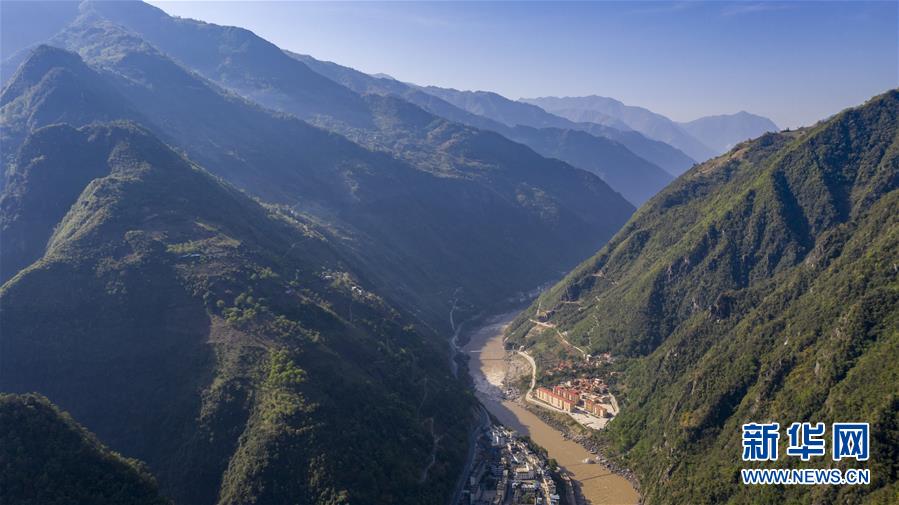 (新華全媒頭條·決戰(zhàn)決勝脫貧攻堅(jiān)·督戰(zhàn)未摘帽貧困縣·圖文互動(dòng))(1)脫貧的歌聲——云南直過民族和人口較少民族共入新時(shí)代