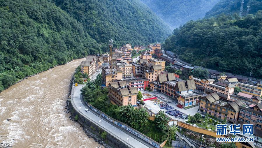 (新華全媒頭條·決戰(zhàn)決勝脫貧攻堅(jiān)·督戰(zhàn)未摘帽貧困縣·圖文互動(dòng))(5)脫貧的歌聲——云南直過民族和人口較少民族共入新時(shí)代