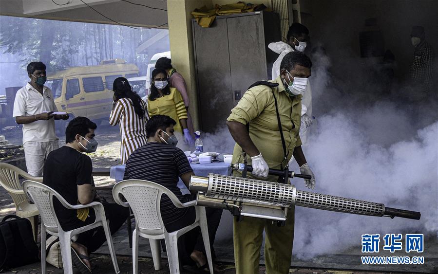 (國(guó)際疫情)(1)印度新冠確診病例超600萬 單日新增有所下降