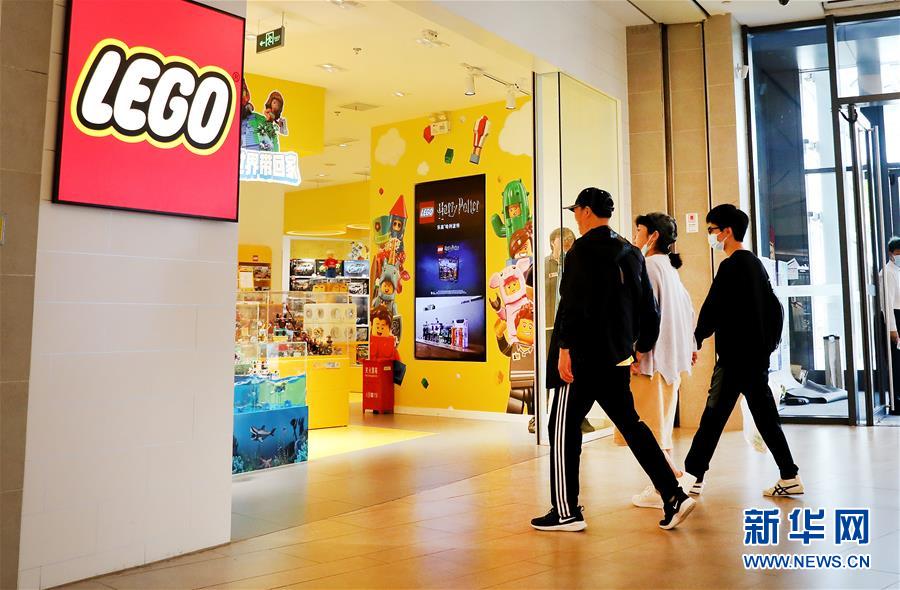 （新華全媒頭條&middot;圖文互動）（1）共赴東方之約 共迎復(fù)蘇之機&mdash;&mdash;寫在第三屆進(jìn)博會倒計時一個月之際